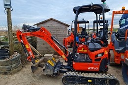 Kubota U17-3